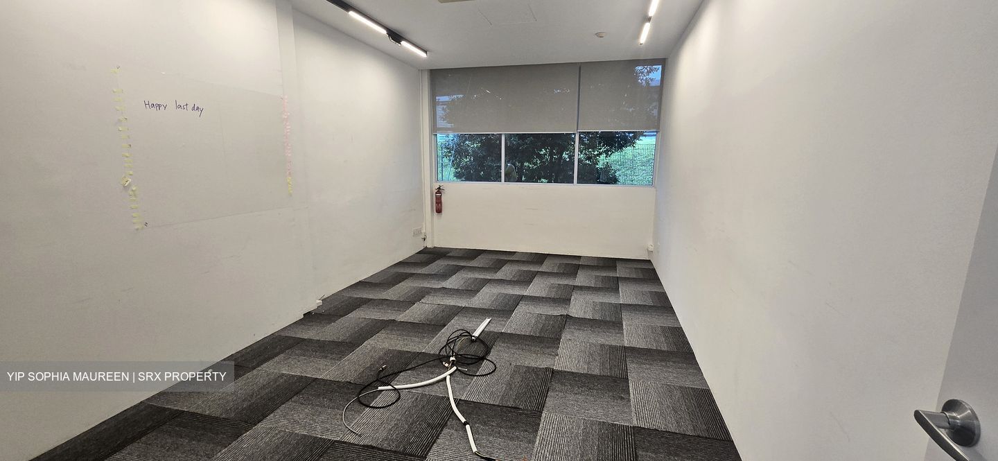 991 Alexandra (D5), Office #554388641